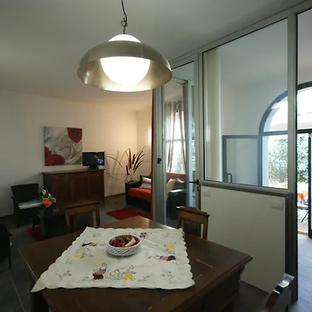 Apartment Medievale 6 *